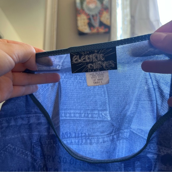 SOLD Vintage Mesh Denim Pattern Top - Picture 6 of 6